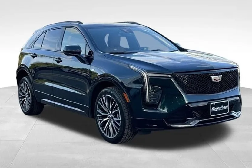 2024 Cadillac XT4 Sport photo 1