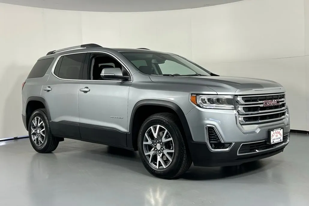 2023 Gmc Acadia SLT photo 1