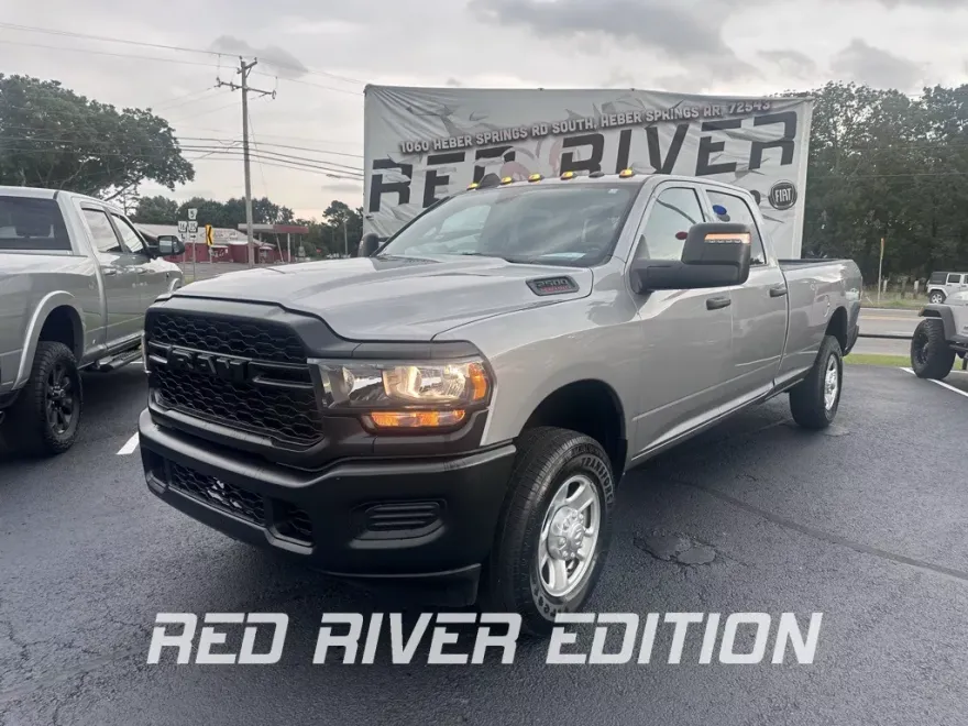 2024 Ram 2500 Tradesman photo 1
