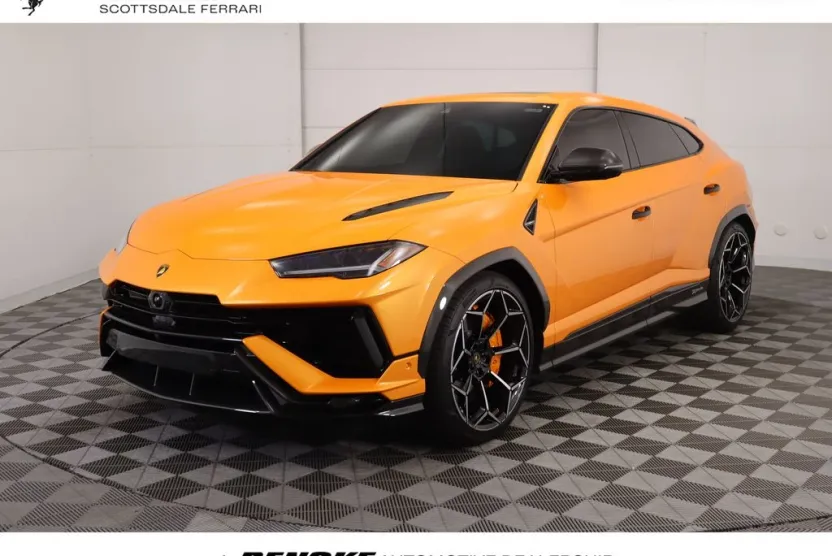 2024 Lamborghini Urus Performante photo 1