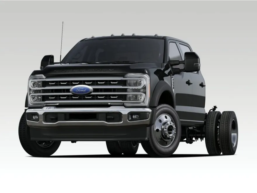 2025 Ford F-550 XL photo 2
