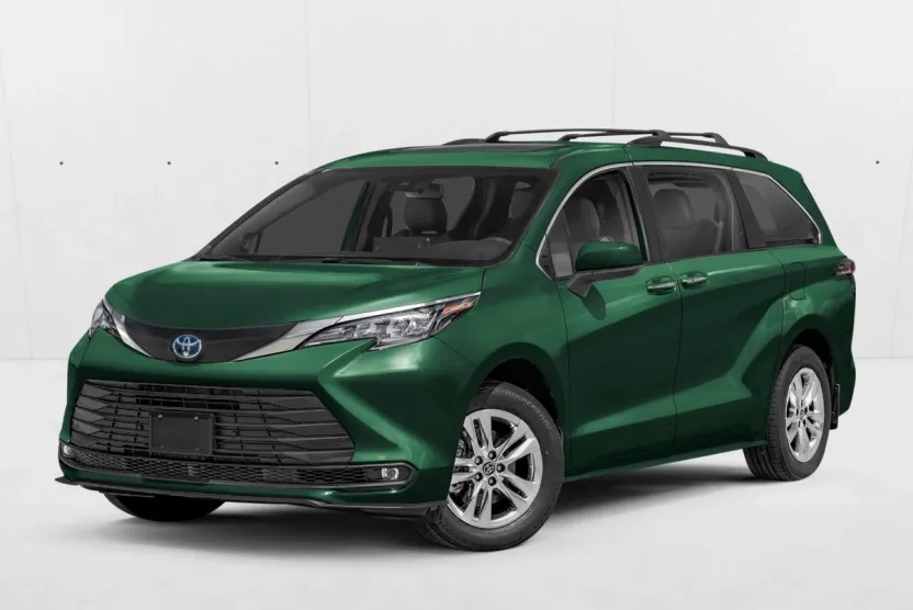 2025 Toyota Sienna XSE photo 1