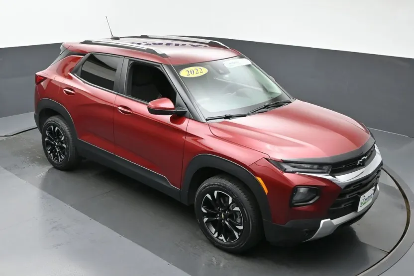 2022 Chevrolet Trailblazer LT photo 1