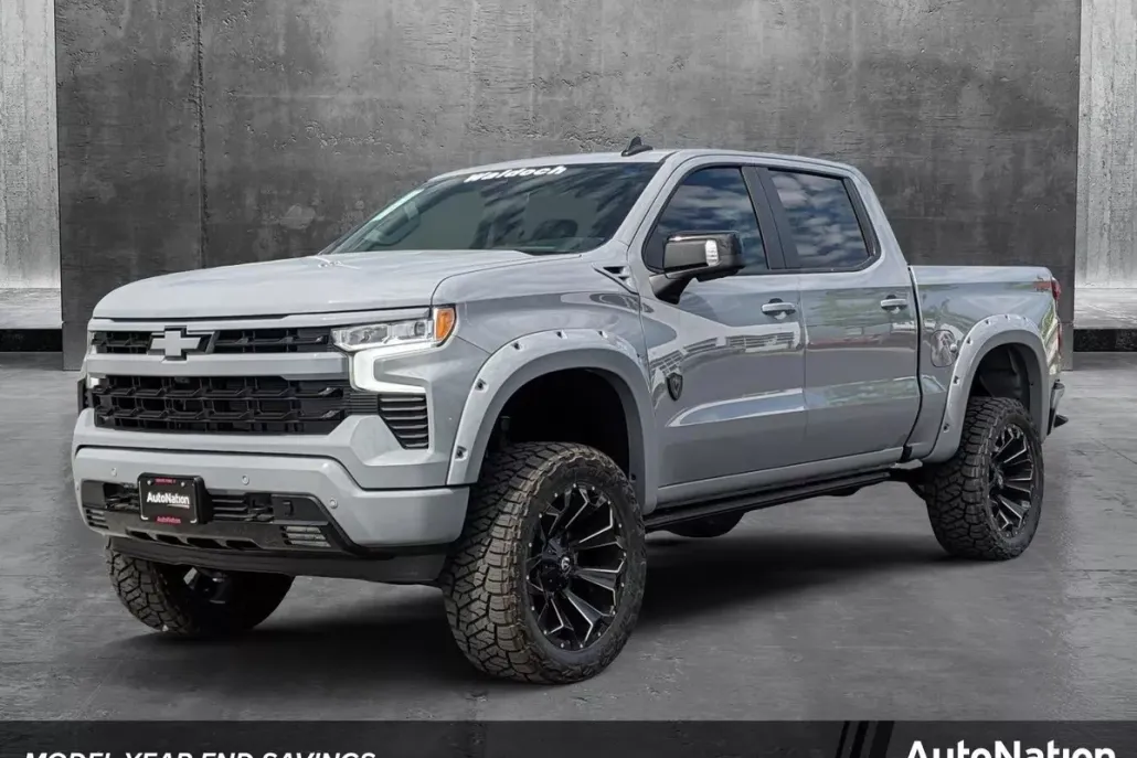 2024 Chevrolet Silverado 1500 RST photo 1