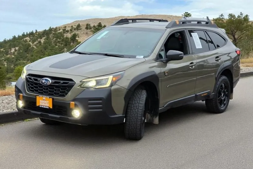 2022 Subaru Outback Wilderness photo 1