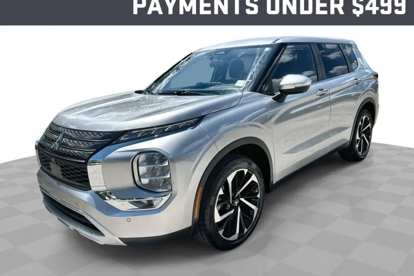 2022 Mitsubishi Outlander SE 2.5 photo 1