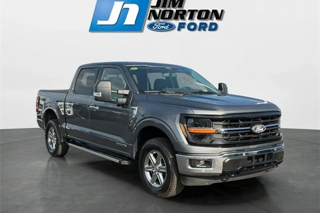 2024 Ford F-150 XLT photo 1