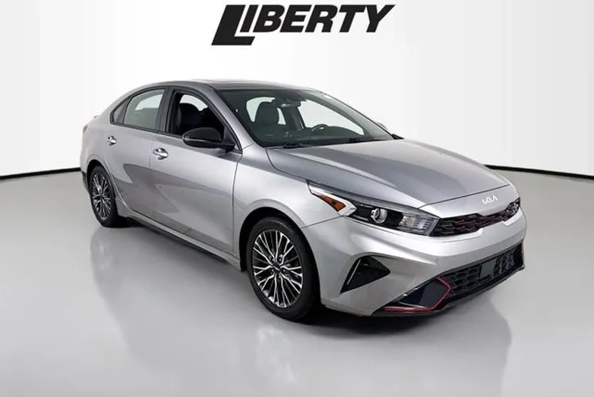 2023 Kia Forte GT-Line photo 1