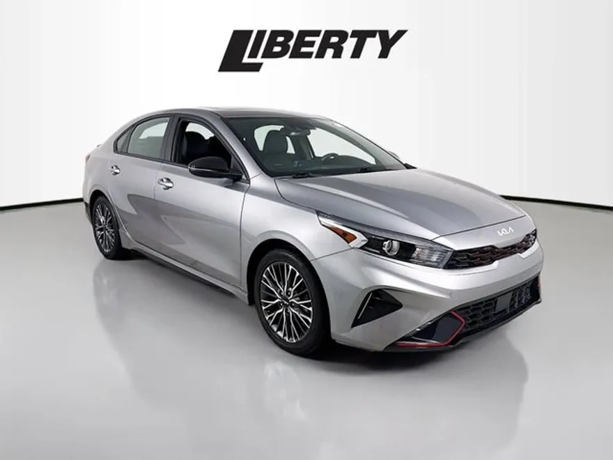 2023 Kia Forte GT-Line photo 1