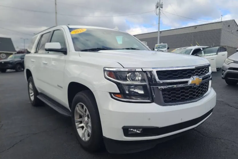 2018 Chevrolet Tahoe LT photo 1