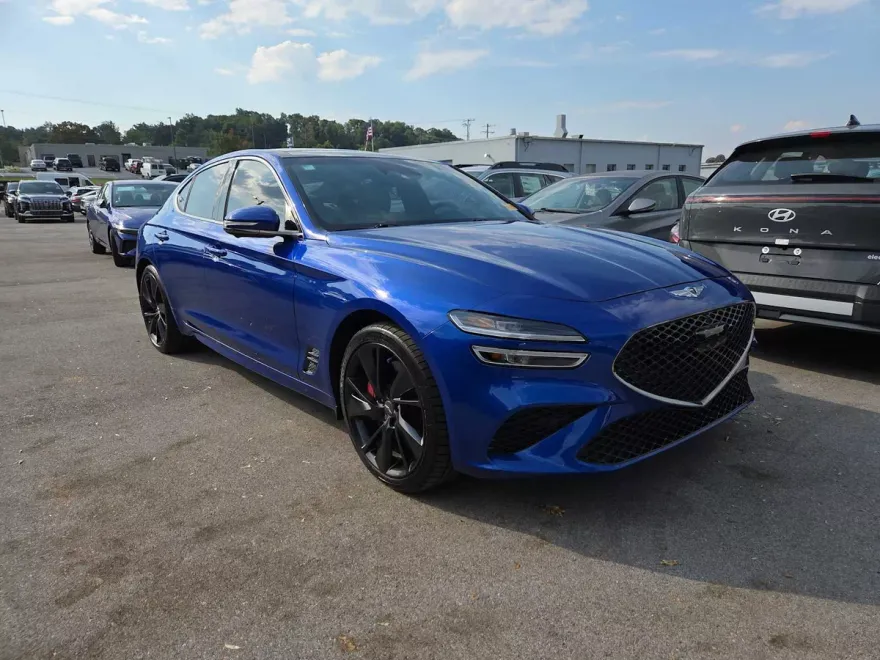 2022 Genesis G70 3.3T photo 1