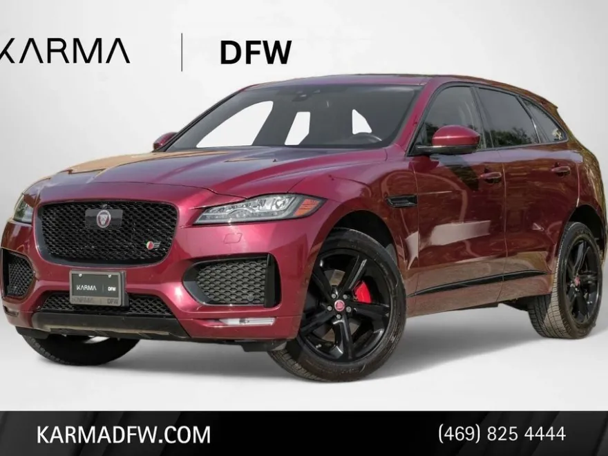 2017 Jaguar F-PACE S photo 1