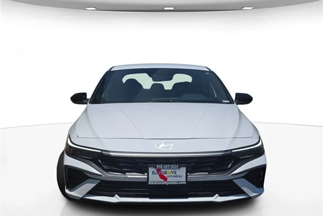 2025 Hyundai Elantra Hybrid SEL Sport photo 1