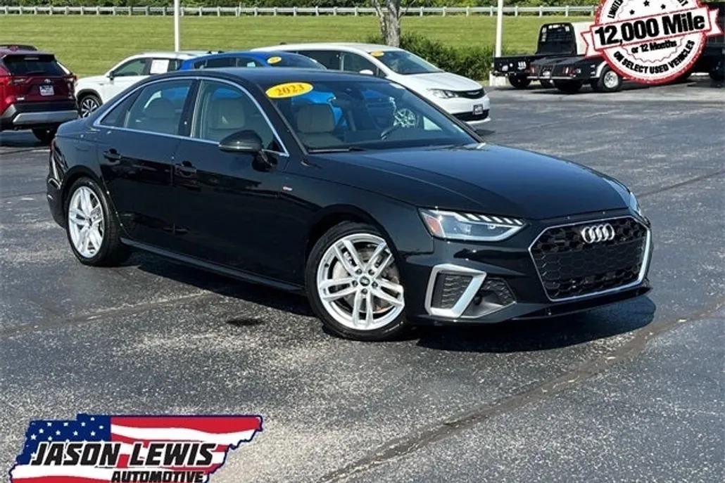 2023 Audi A4 45 S line Premium Plus Quattro photo 1