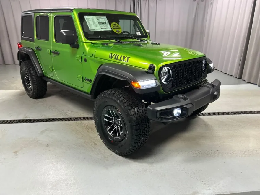 2025 Jeep Wrangler Sport Willys photo 1