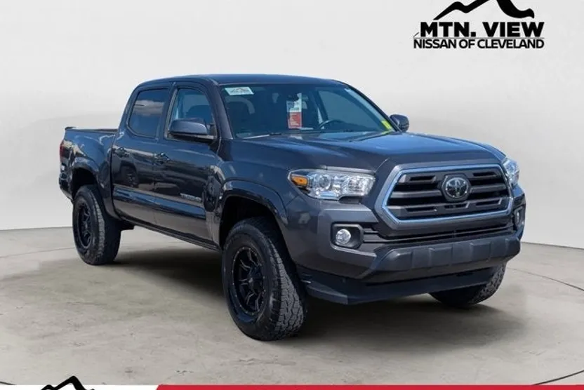 2019 Toyota Tacoma SR5 photo 1