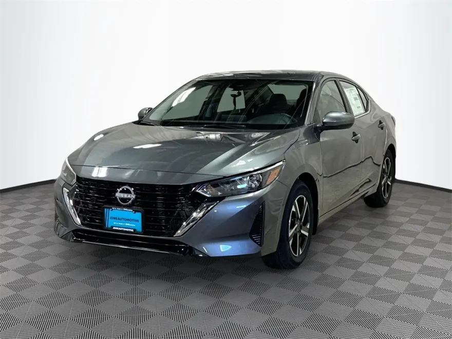 2025 Nissan Sentra SV photo 1