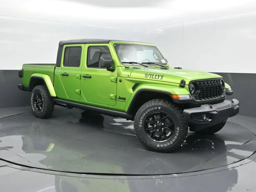 2025 Jeep Gladiator Willys photo 1