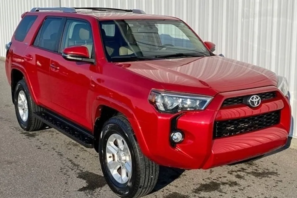 2014 Toyota 4Runner SR5 photo 1