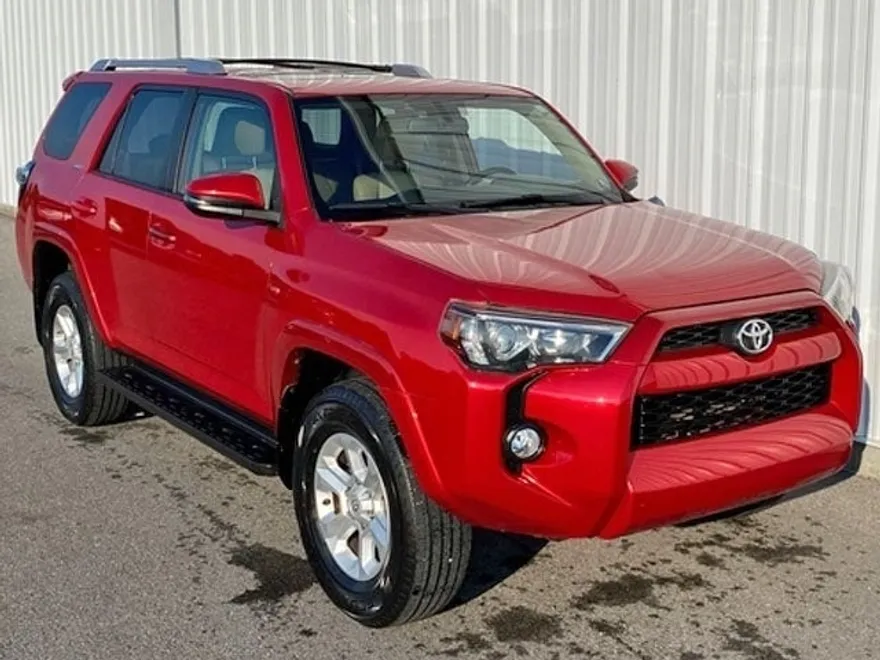 2014 Toyota 4Runner SR5 photo 1