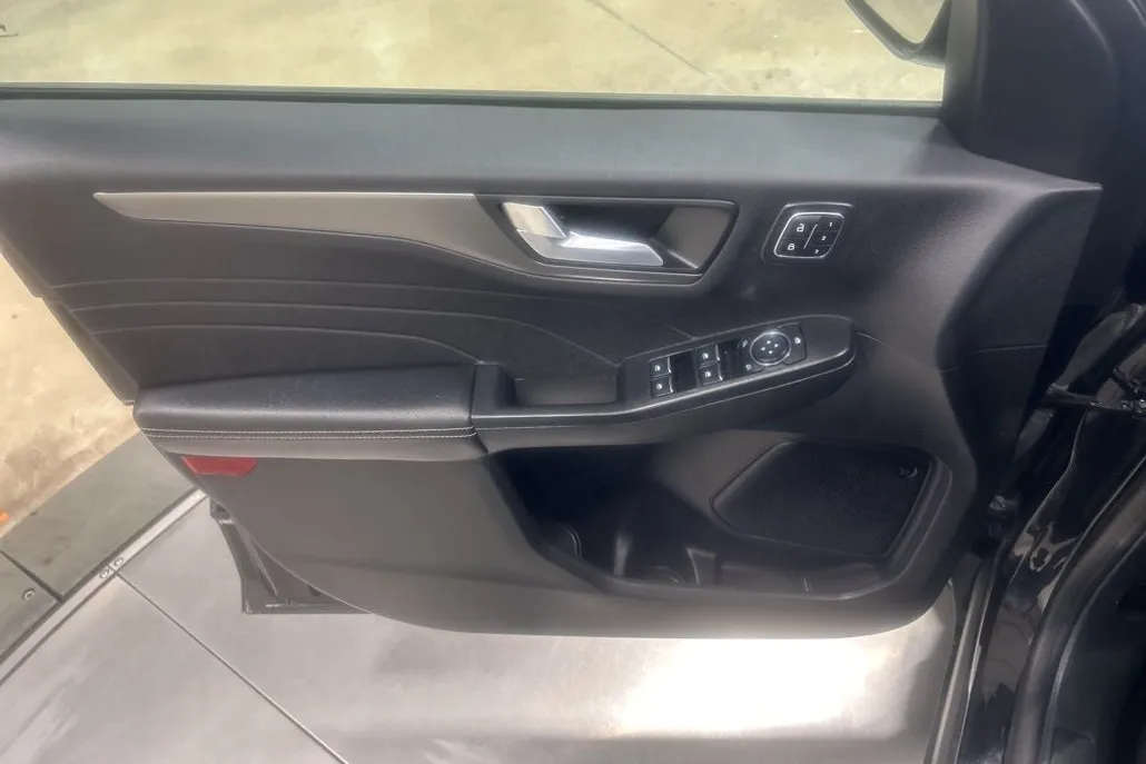 2023 Ford Escape Active photo 1
