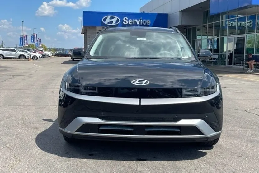 2025 Hyundai Ioniq 5 SEL photo 1