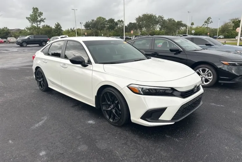 2024 Honda Civic Sport photo 1