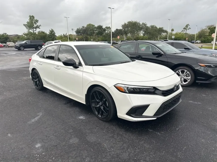 2024 Honda Civic Sport photo 1