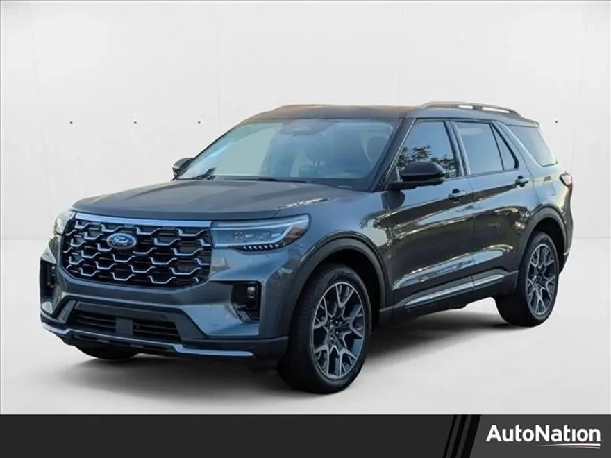 2025 Ford Explorer Platinum photo 1