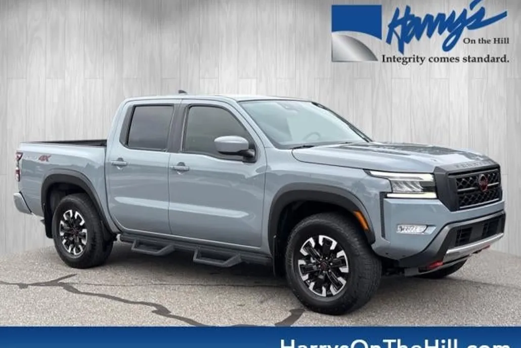 2023 Nissan Frontier PRO-4X photo 1