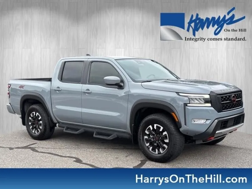 2023 Nissan Frontier PRO-4X photo 1
