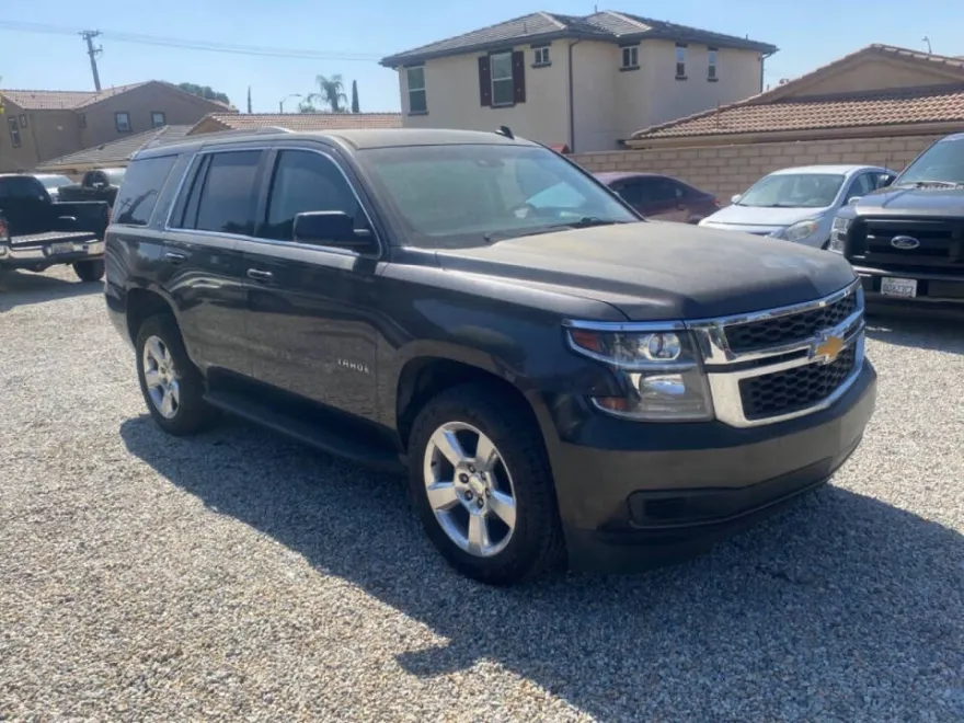 2015 Chevrolet Tahoe LT photo 1