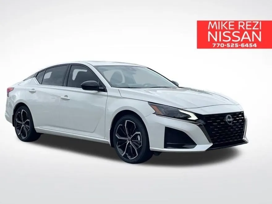 2025 Nissan Altima 2.5 SR photo 1