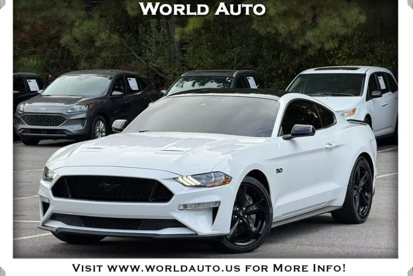 2022 Ford Mustang GT Premium photo 1