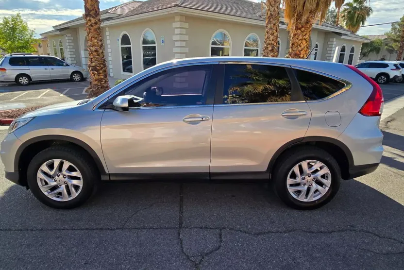 2015 Honda CR-V EX photo 1