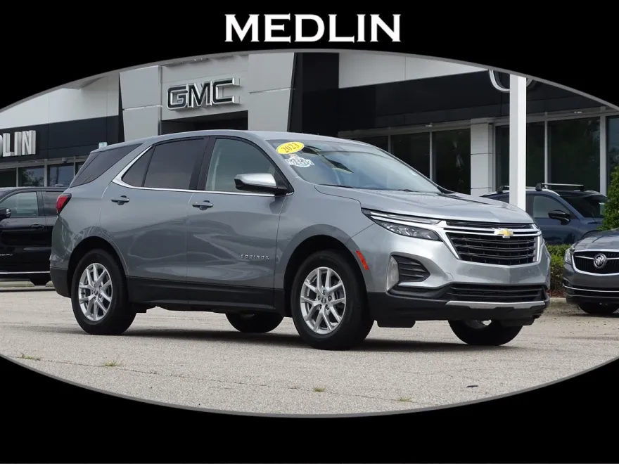2023 Chevrolet Equinox LT photo 1