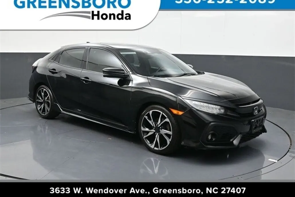 2018 Honda Civic Sport Touring photo 1