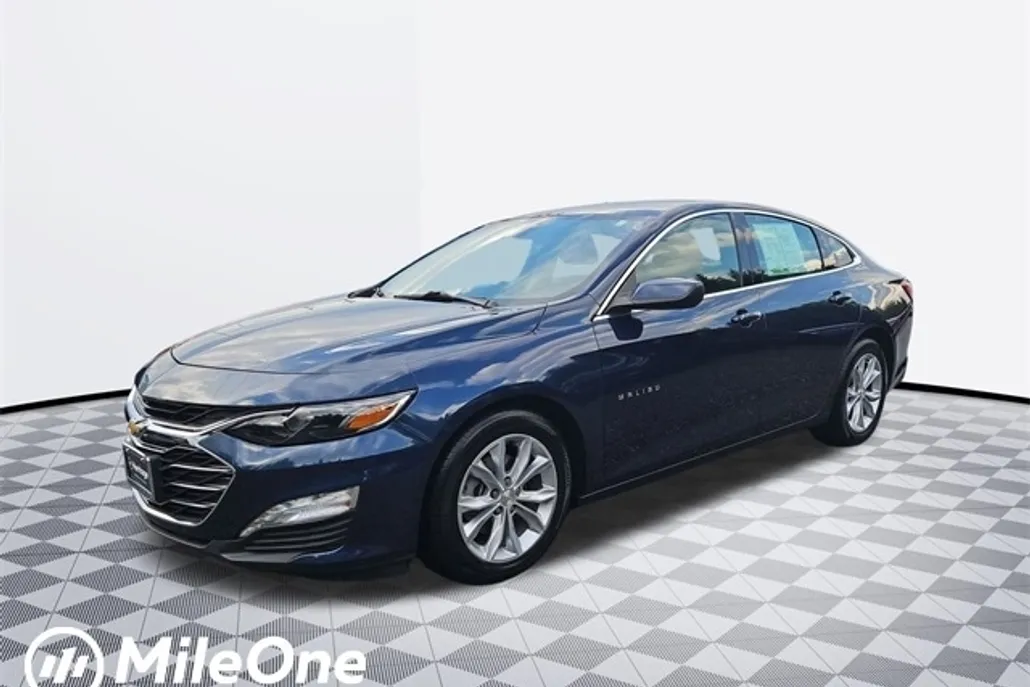 2022 Chevrolet Malibu 1LT photo 1