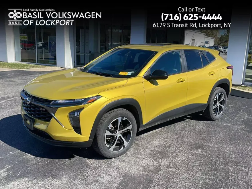2024 Chevrolet Trax photo 1