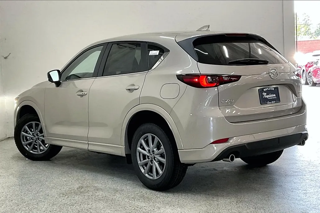 2025 Mazda CX-5 2.5 S Preferred photo 1