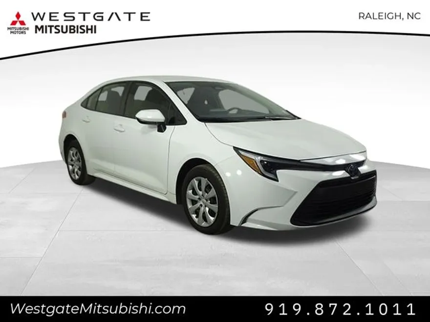 2023 Toyota Corolla Hybrid LE photo 1