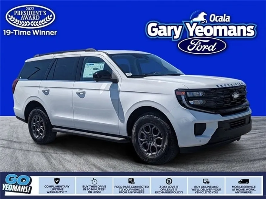 2025 Ford Expedition photo 1