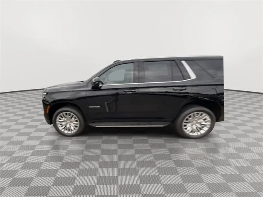 2025 Chevrolet Tahoe LS photo 1