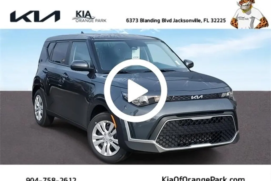 2025 Kia Soul LX photo 1