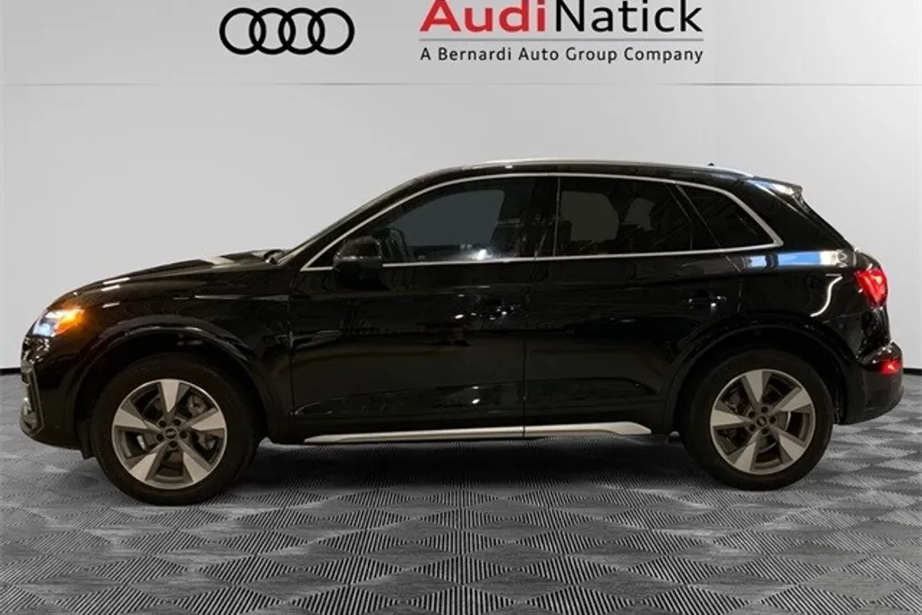 2023 Audi Q5 40 Premium Plus photo 1