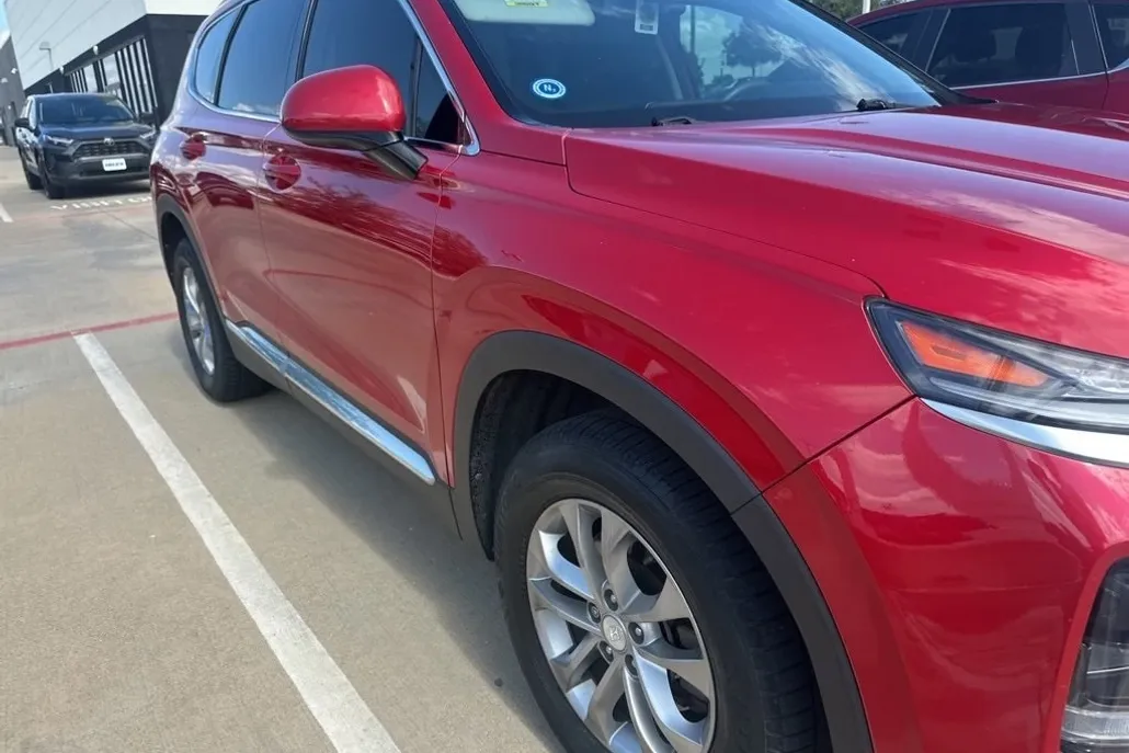 2020 Hyundai Santa Fe SEL photo 1