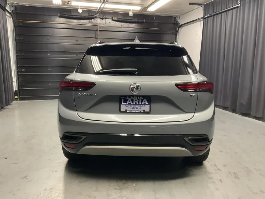 2023 Buick Envision Essence photo 1