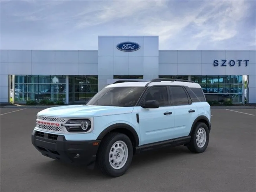 2025 Ford Bronco Sport Heritage photo 1