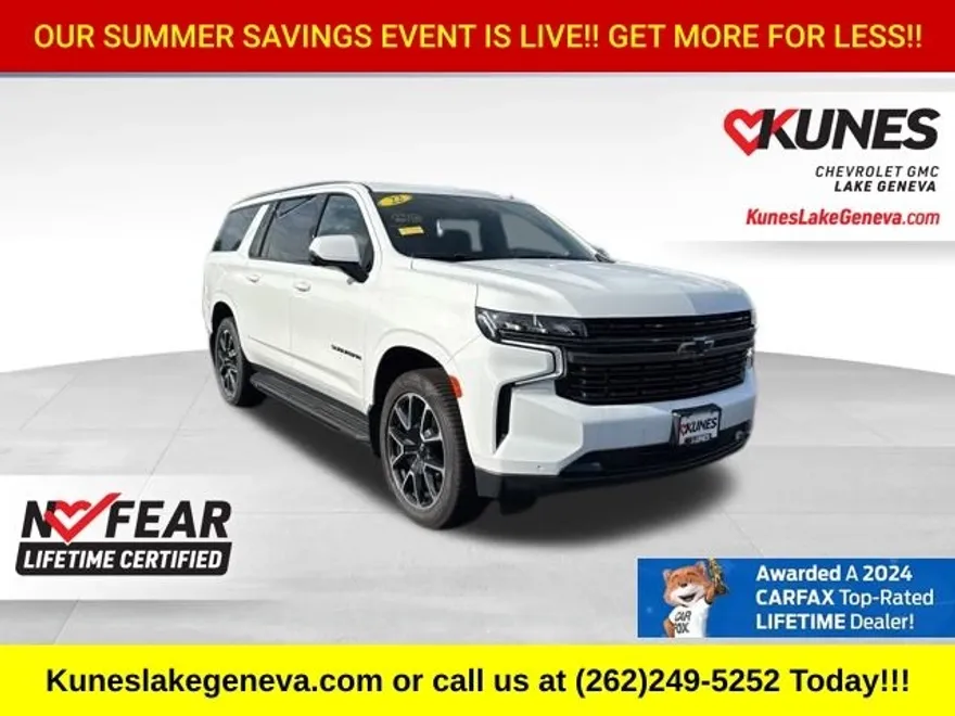 2022 Chevrolet Suburban RST photo 1