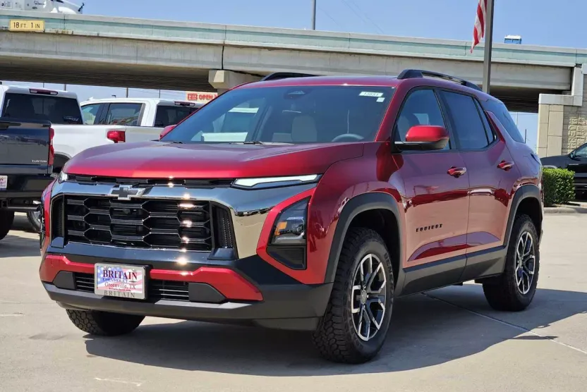 2026 Chevrolet Equinox ACTIV photo 1